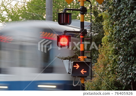 Railroad crossing alarm image Railroad crossing alarm image 76405926