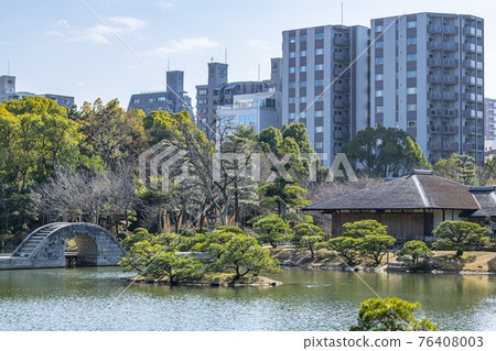 天氣晴朗的廣島縣廣島市修經園 76408003