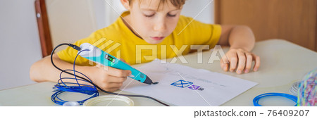 Kid using 3d printing drawing pen. Creative, leisure, technology education concept BANNER, LONG FORMAT 76409207