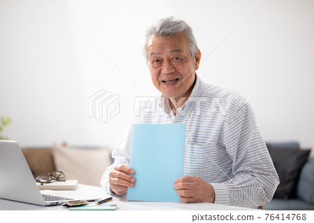 尾註高級男性 76414768