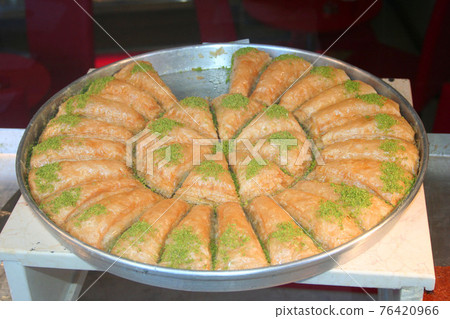 Baklava 76420966