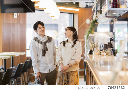 Middle couple cafe Middle couple cafe 76421382