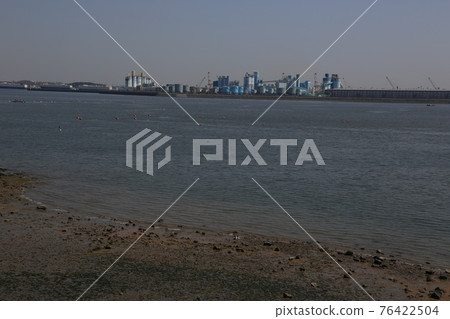 West Coast Expressway. West Sea Bridge. Traffic. Main Tower 76422504