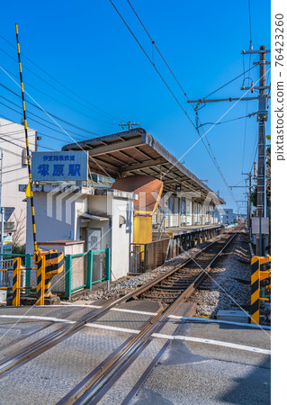 神奈川縣南足柄市塚原站附近的街景 76423260