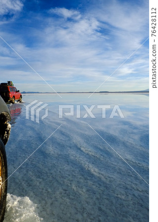Uyuni salt lake landscape in Bolivia, South America Uyuni salt lake landscape in Bolivia, South America 76428112