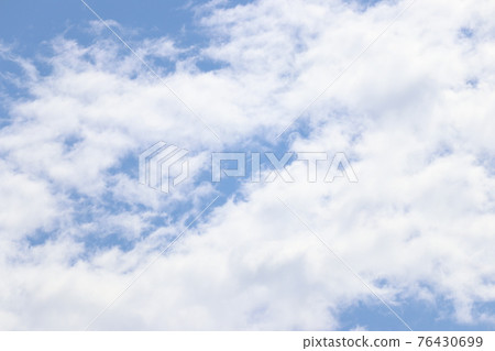 A state of the blue sky where clouds spread A state of the blue sky where clouds spread 76430699