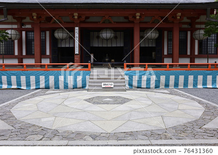 鞍馬寺本堂 Kondo Kongo Floor 鞍馬寺本堂 Kondo Kongo Floor 76431360