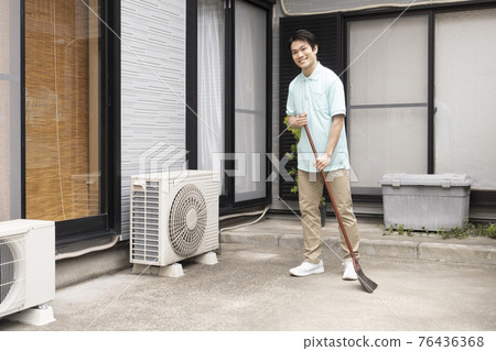 掃房子的清潔工 76436368