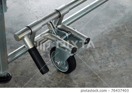 Close-up swivel caster wheels device,furniture wheel          76437403