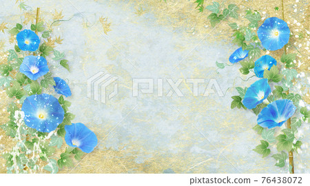 藍色牽牛花金色日本紙背景的夏季形象 76438072