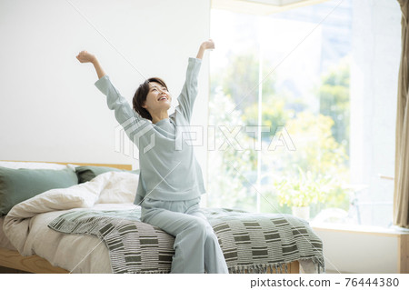 Sleep image 76444380