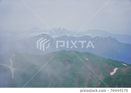 淺草山的毛毛山和越後山 淺草山的毛毛山和越後山 76444578