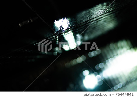 光 76444941