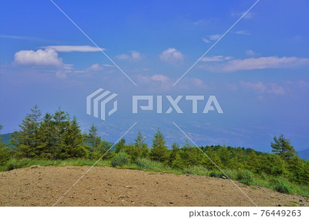 從入笠山山頂眺望富士見町的街景 76449263
