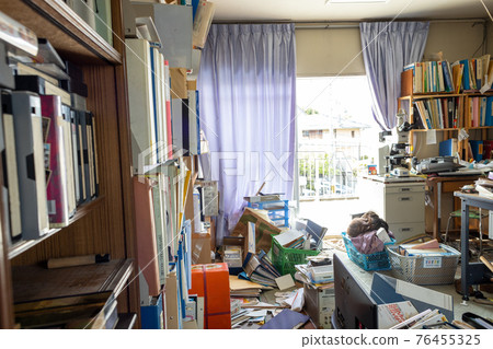 All-you-can-distribute room (remains collection / garbage mansion) 76455325