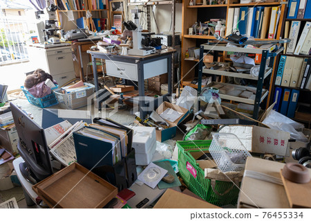 All-you-can-distribute room (remains collection / garbage mansion) 76455334