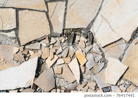 Crushed paving stones Crushed paving stones 76457491