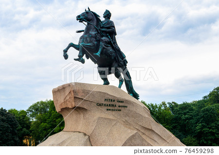 Monument to Peter the Great (Bronze horseman) in St. Petersburg, Russia 76459298