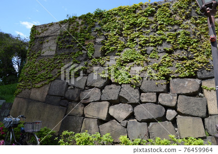 Edo Castle Ishigaki / Ushigome Gomon Ruins Edo Castle Ishigaki / Ushigome Gomon Ruins 76459964