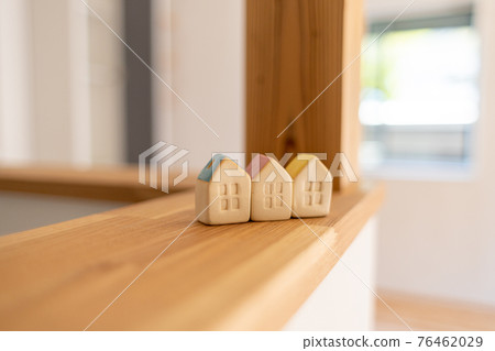 3 small cute houses 3 small cute houses 76462029