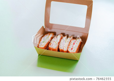 Danish sandwich sandwich lunch box takeout 76462355