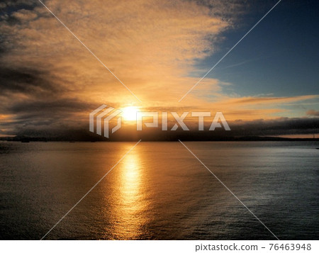Sunset and the sea "Japanese style image" (Ireland) 76463948