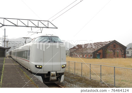 Limited express Kinosaki departing from Wadayama Station on the San-In Line 76464124