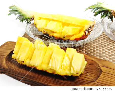 Taiwanese pineapple 76466849