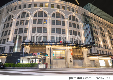 Night view in front of Nankai Namba Station, where there are few people due to the corona disaster [April 2021] 76467057