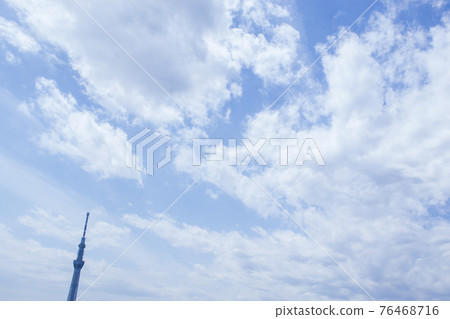 Sky and Tokyo Sky Tree 76468716