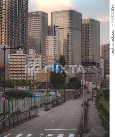 城市在晚上 城市在晚上 76473659