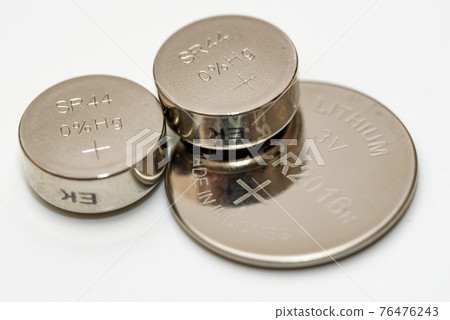 Button batteries (silver oxide batteries and lithium batteries) 76476243