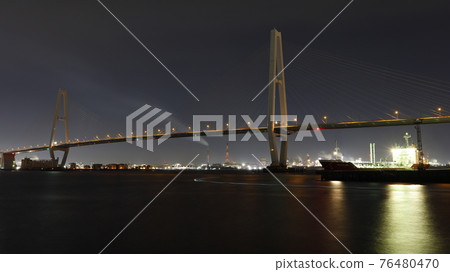 Meiko Triton (Meiko Chuo Ohashi) 和新日鐵名古屋工廠的夜景 Meiko Triton (Meiko Chuo Ohashi) 和新日鐵名古屋工廠的夜景 76480470