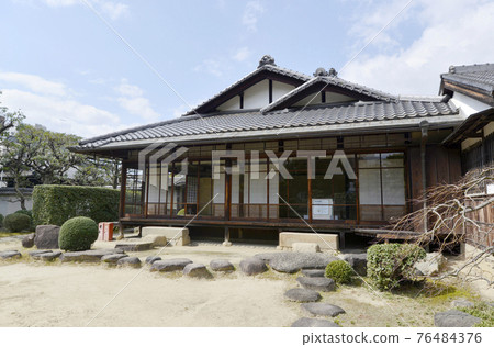 Konoike Shindenkaisho Bookstore Zashiki, Higashi-Osaka City, Osaka Prefecture 76484376