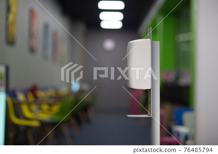 Anti covid-19 hand sanitizer floor stand dispenser 76485794