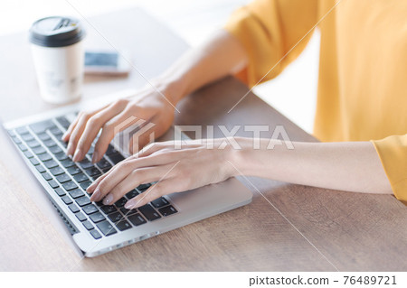 Working woman's personal computer 76489721