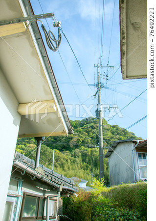 Nostalgic cityscape Nostalgic cityscape 76492221