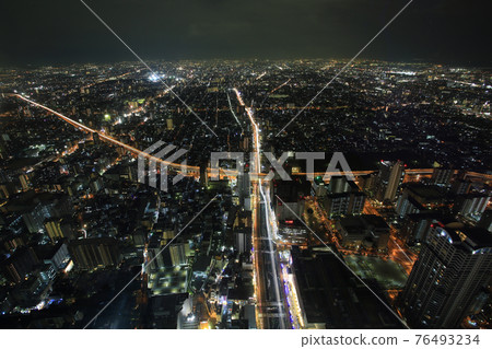 one of beautiful night city view in japan, big city osaka from the view of Abeno harukas one of beautiful night city view in japan, big city osaka from the view of Abeno harukas 76493234