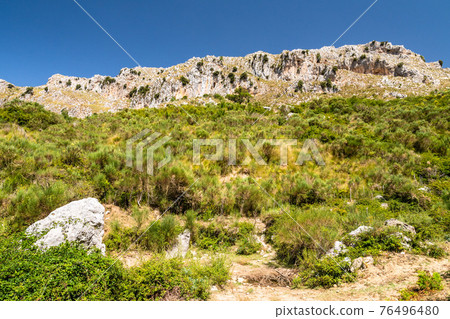 View of Rocca del Crasto near Alcara Li Fusi town in the Nebrodi Park, Sicily View of Rocca del Crasto near Alcara Li Fusi town in the Nebrodi Park, Sicily 76496480