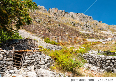 View of Rocca del Crasto near Alcara Li Fusi town in the Nebrodi Park, Sicily View of Rocca del Crasto near Alcara Li Fusi town in the Nebrodi Park, Sicily 76496486