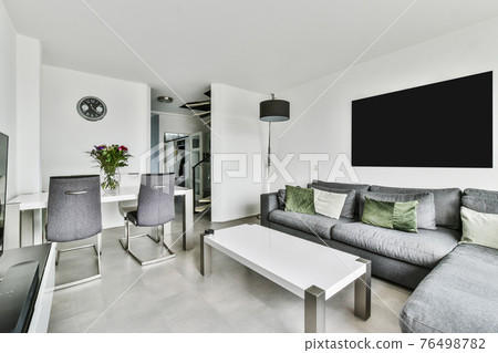 Beautiful living room 76498782