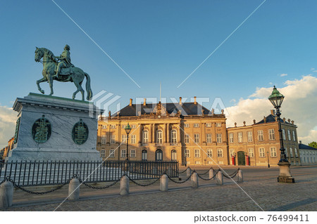 Amalienborg and Frederik V on Horseback illuminated in early morning, Copenhagen, Denmark Amalienborg and Frederik V on Horseback illuminated in early morning, Copenhagen, Denmark 76499411
