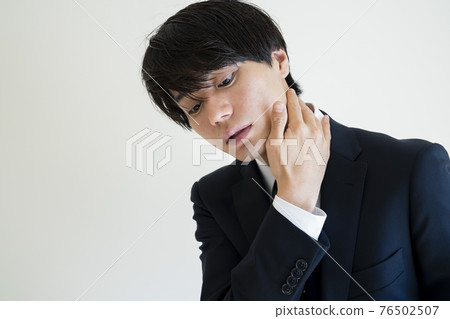 Businessman portrait Businessman portrait 76502507