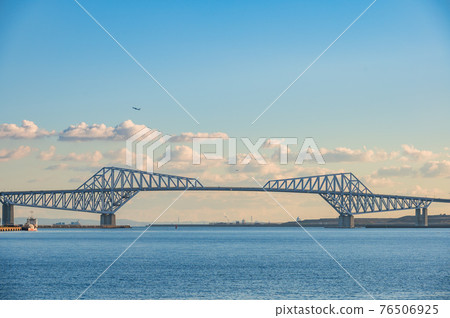 Tokyo Gate Bridge, Gulf area, Odaiba 76506925