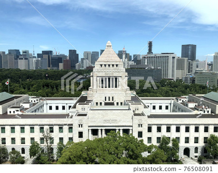 Parliament building sunny 76508091