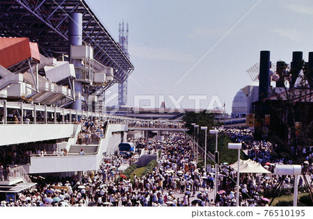 <Osaka> Osaka Expo, Expo venue crowded with visitors <Osaka> Osaka Expo, Expo venue crowded with visitors 76510195