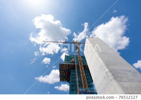 Shin-Meishin Expressway under construction in Ujitawara-cho, Tsuzuki-gun, Kyoto Prefecture 76512127