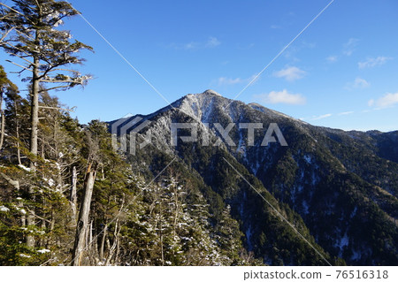 Mt. Ikeguchi seen from near Kuronagi Mt. Ikeguchi seen from near Kuronagi 76516318