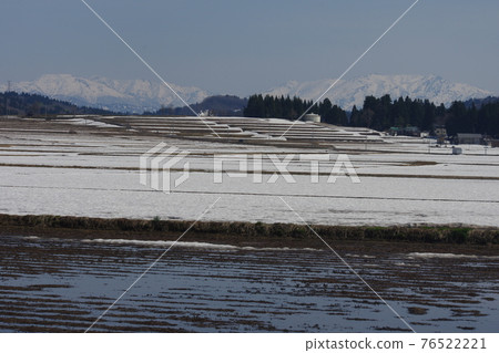 Spring of the snow country Spring of the snow country 76522221