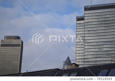 法蘭克福中央車站(德國)附近的建築物 法蘭克福中央車站(德國)附近的建築物 76528583